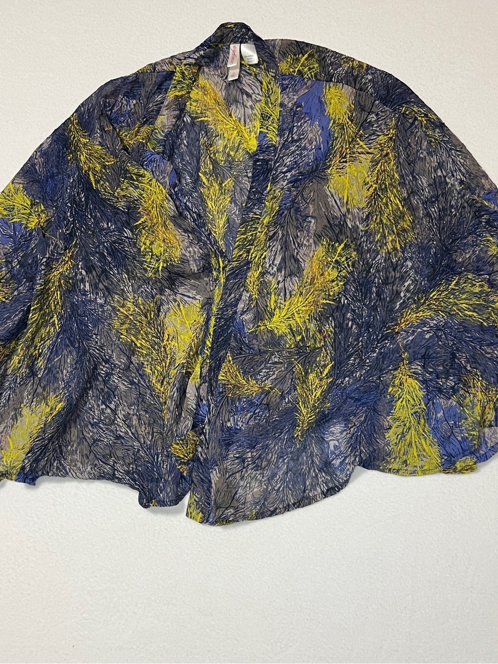 Xhilaration Sheer Open Kimono in Blue and Yellow - Picture 1 of 6